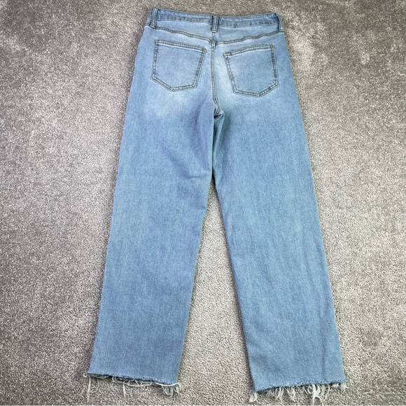 BCBGeneration Skater Straight Jeans 7/28 Light Wash Raw Hem Denim - Picture 3 of 12